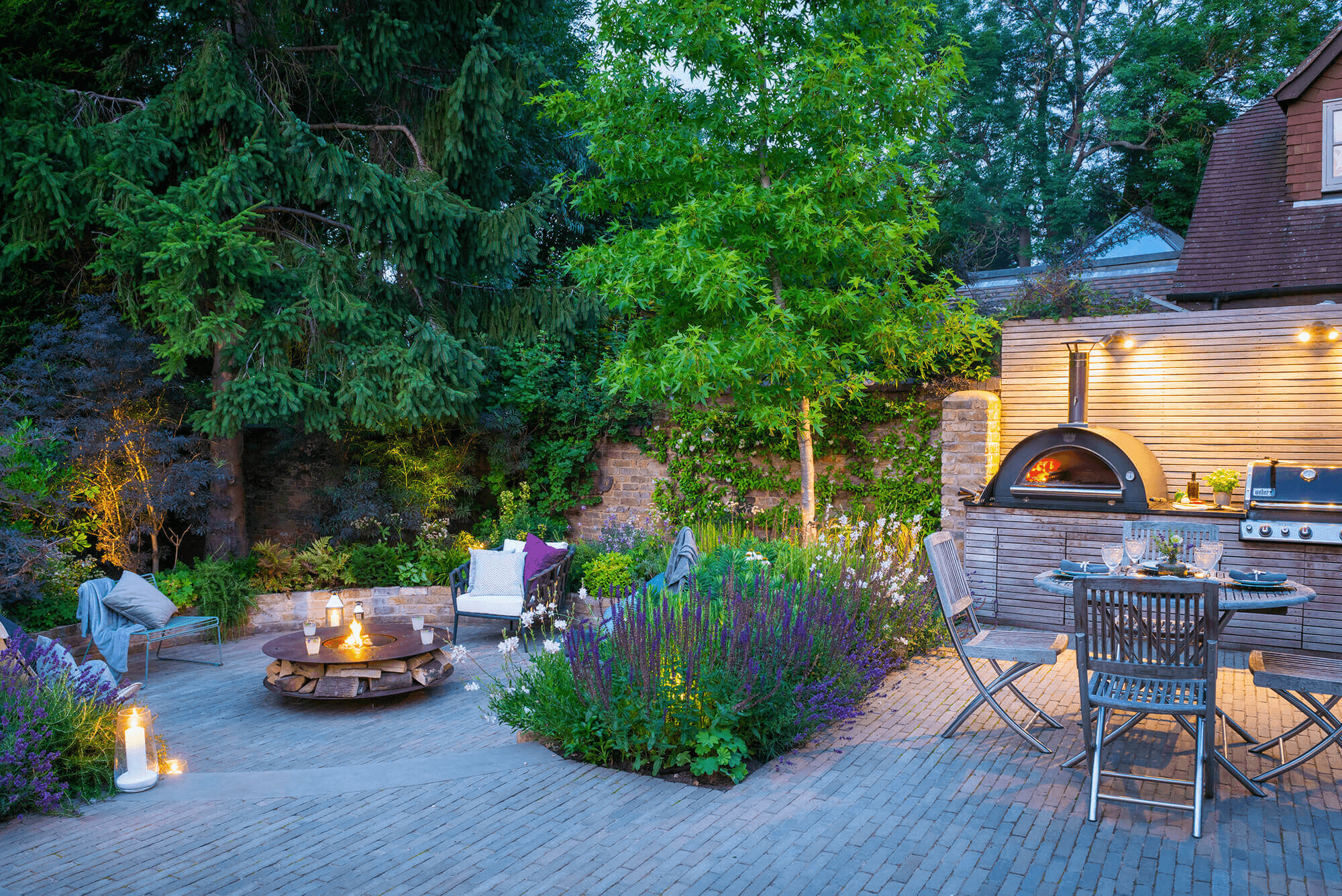 Garden entertainment royston