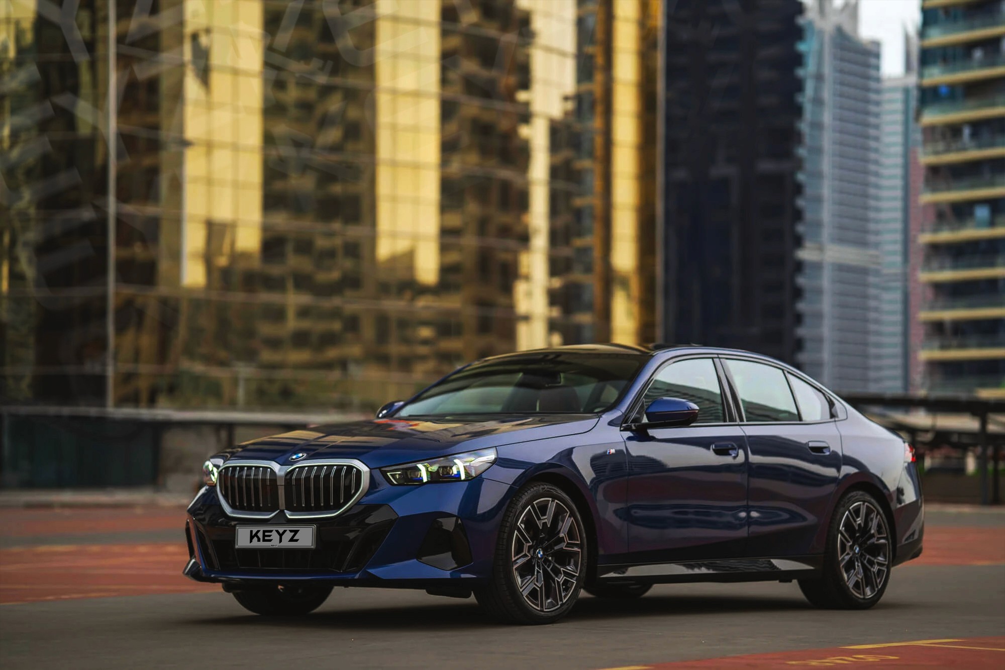 Vue extérieure BMW 520i Bleu – Location Berline à Dubaï | Keyz Rent