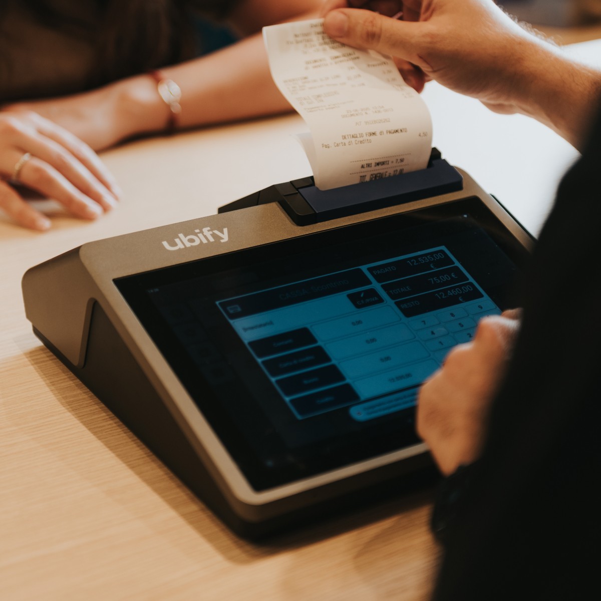 Con il kit cassa di ubify la fatturazione elettronica è inclusa