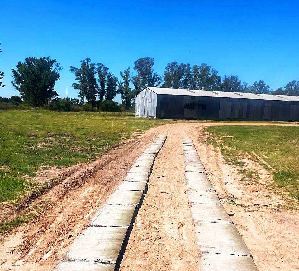 Barrio Parque Bicentenario Camino de entrada