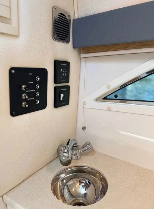 Boat thumbnail 13