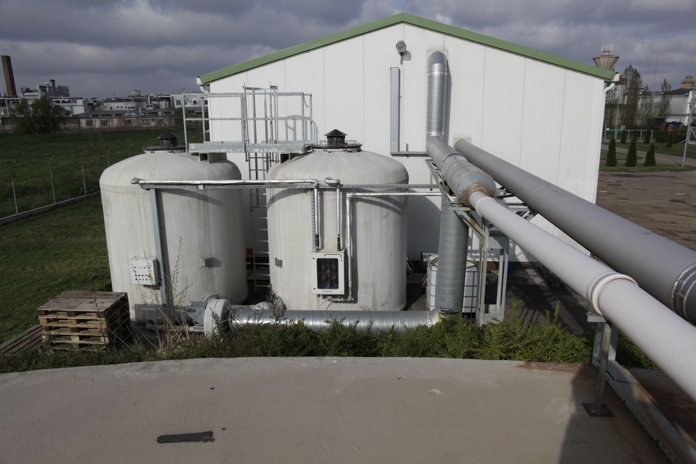 Physico-chemical treatment tanks and pipework at the Hungerit wastewater pre-treatment plant, Szentes, Hungary