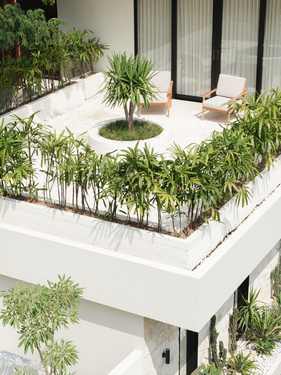 A completed 3-bedroom premium villa in a private compound in Bingin, Bukit