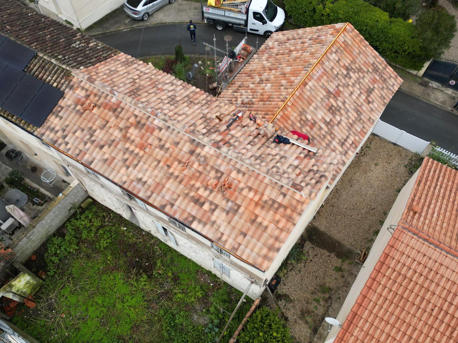 a close up of a roof with a blue tint