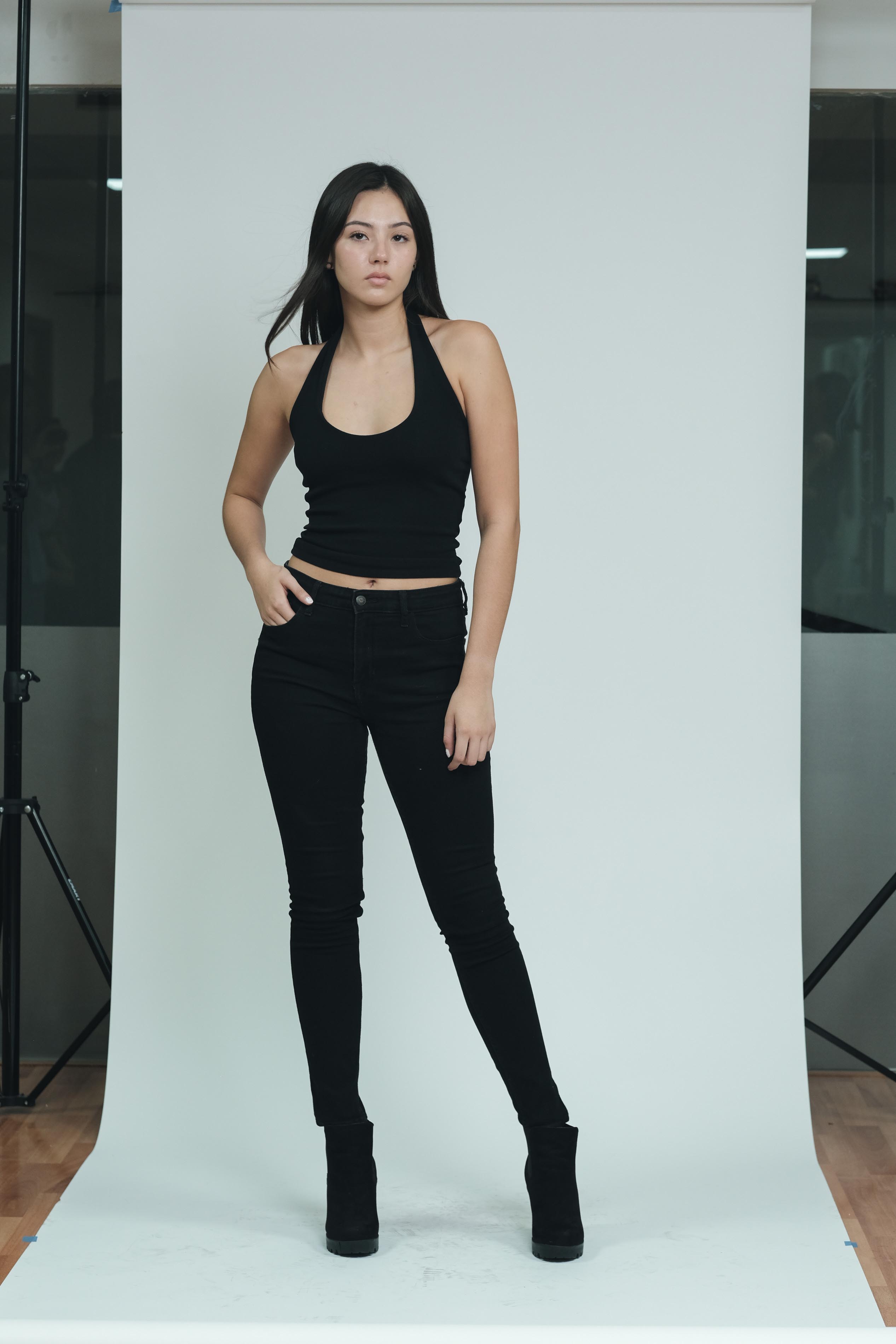 Gabrielle Hernández — 16