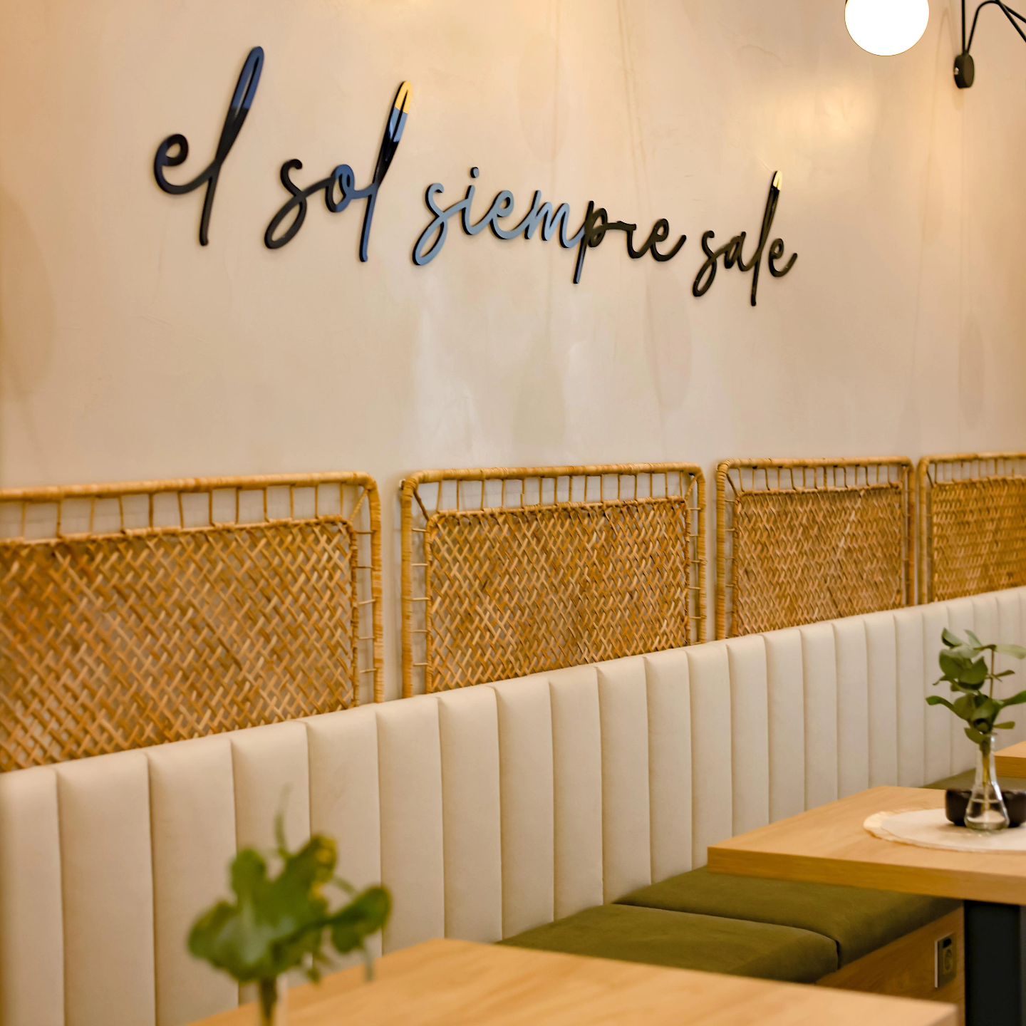 Contact Restaurant Madrugada