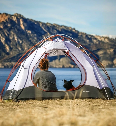 Tente de campng à la montagne