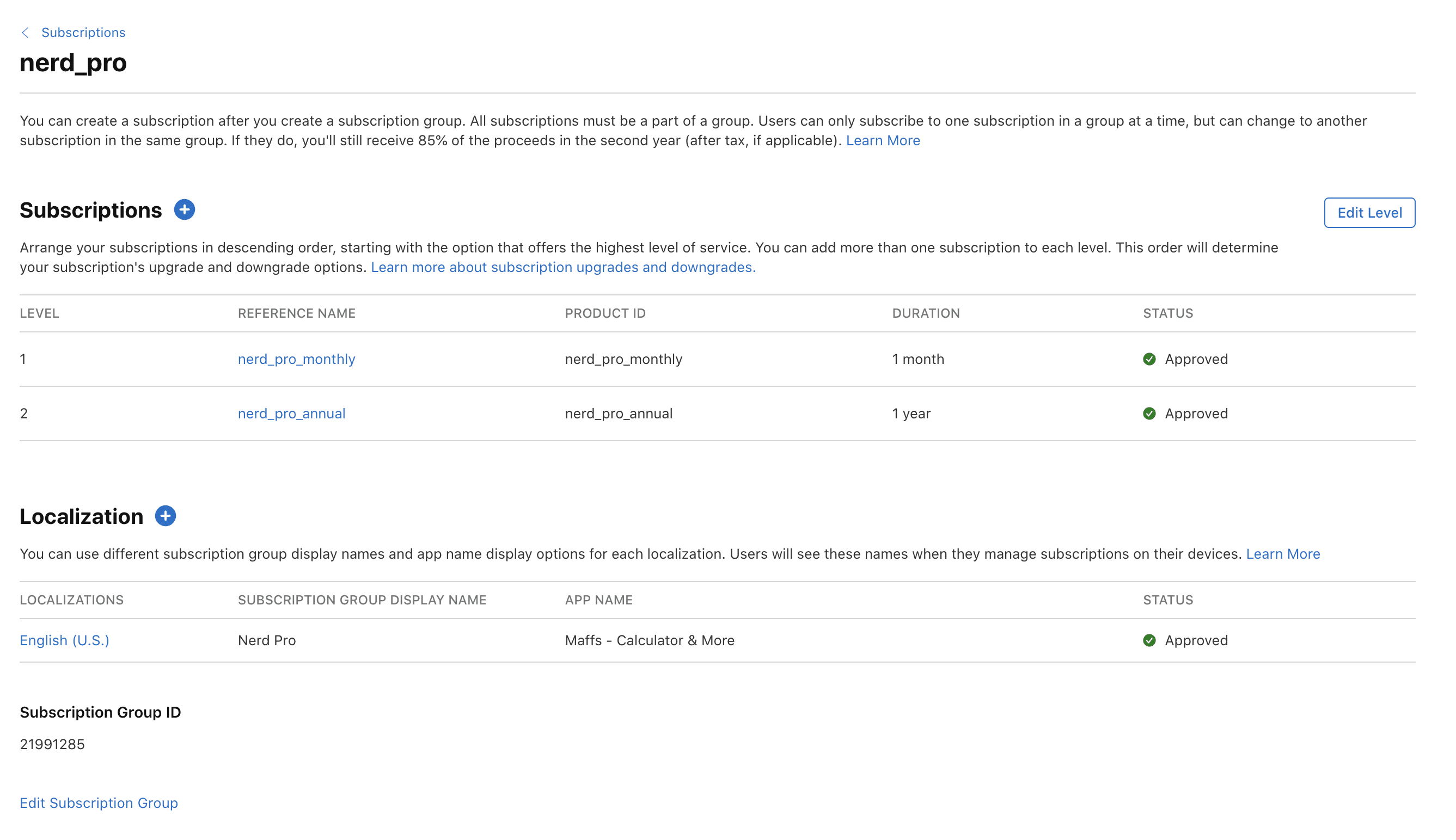 App Store Connect subscription group nerd_pro showing monthly and annual products with Approved status