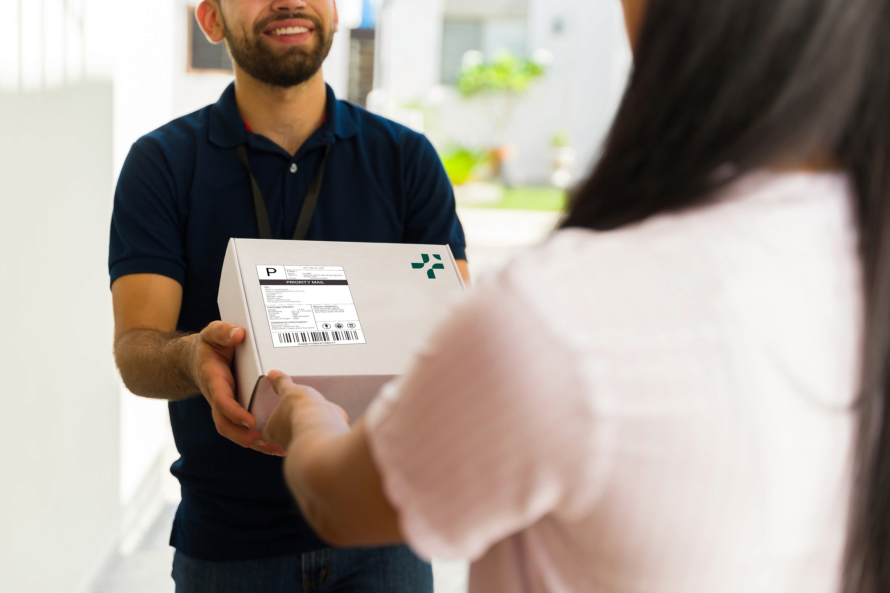 Photo of Alto customer getting her medication delivery for free