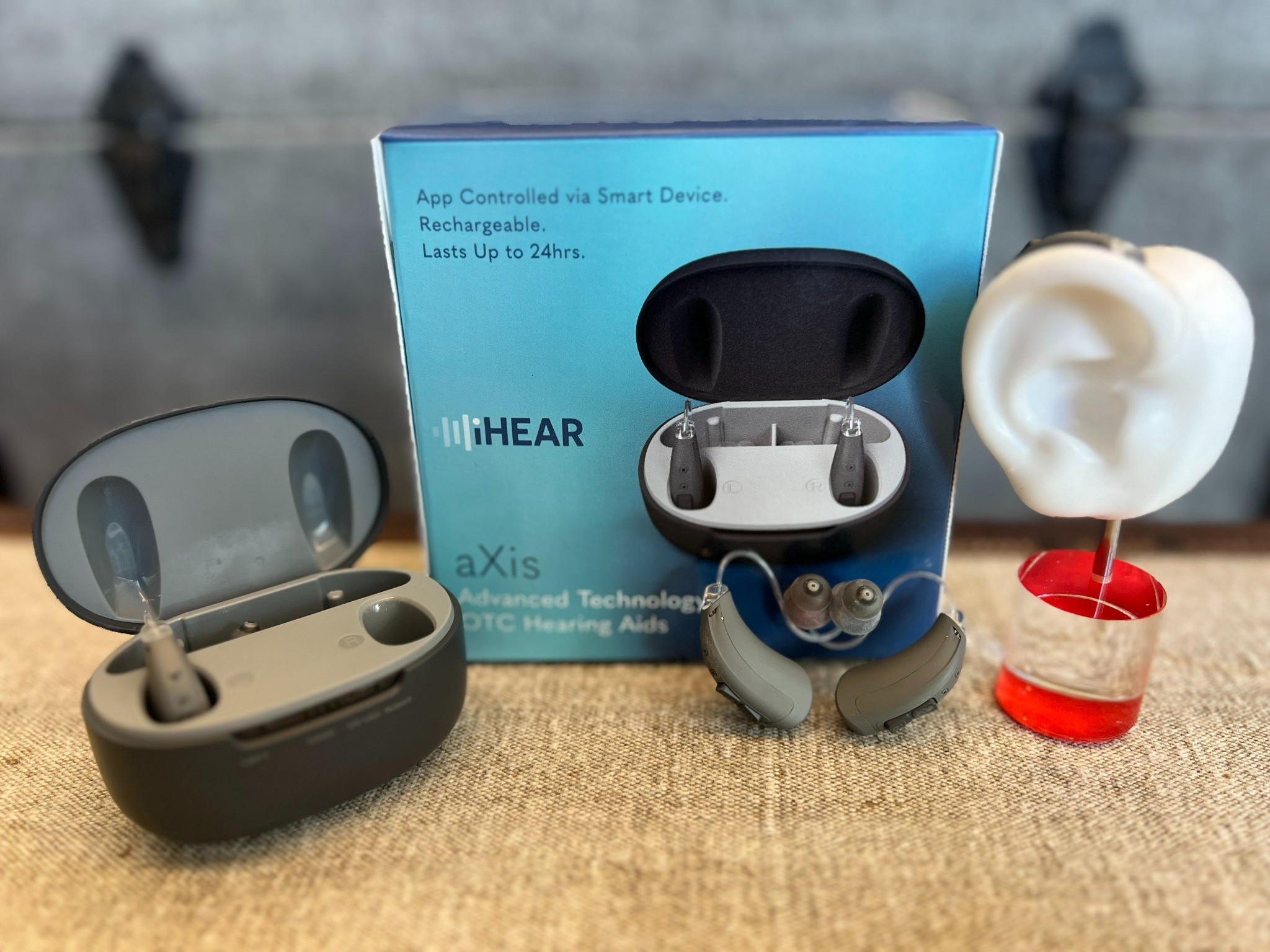 iHEAR aXis original product photograph