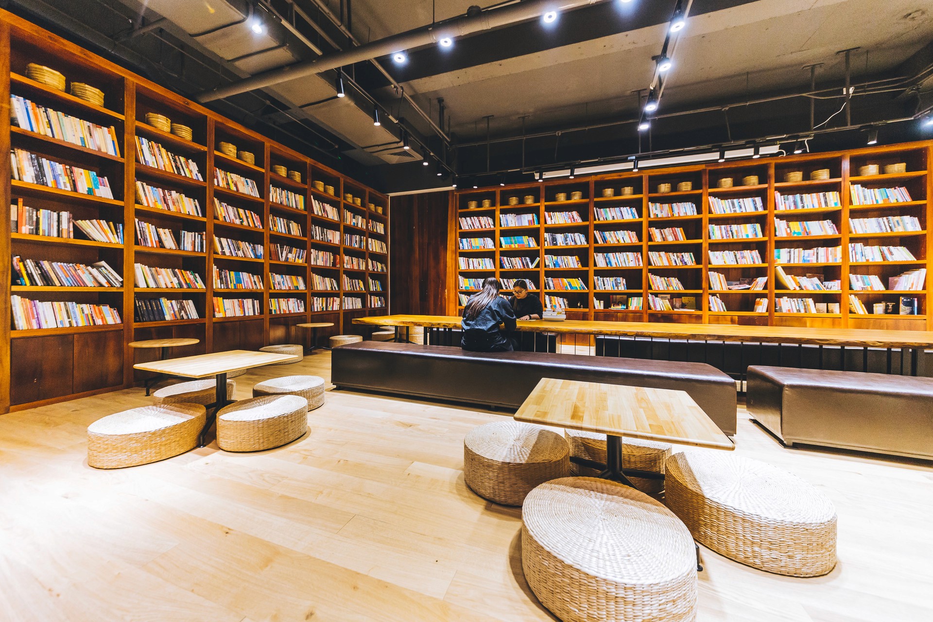 機場餐飲店室內裝修設計 Airport F&B restaurant interior fit out