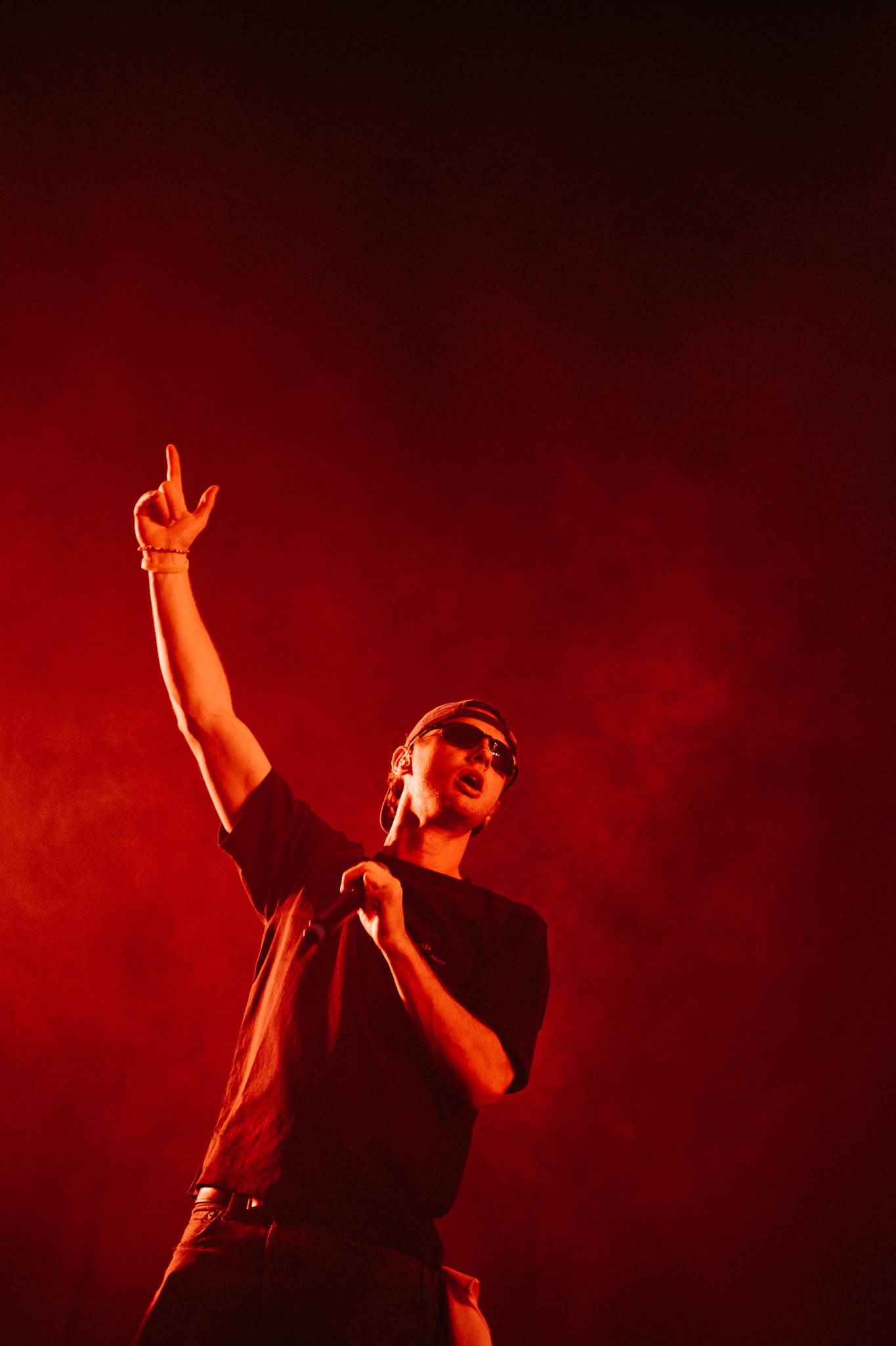 Live concert filming with multiple cameras capturing Soppgirobygget in front of 10000 fans