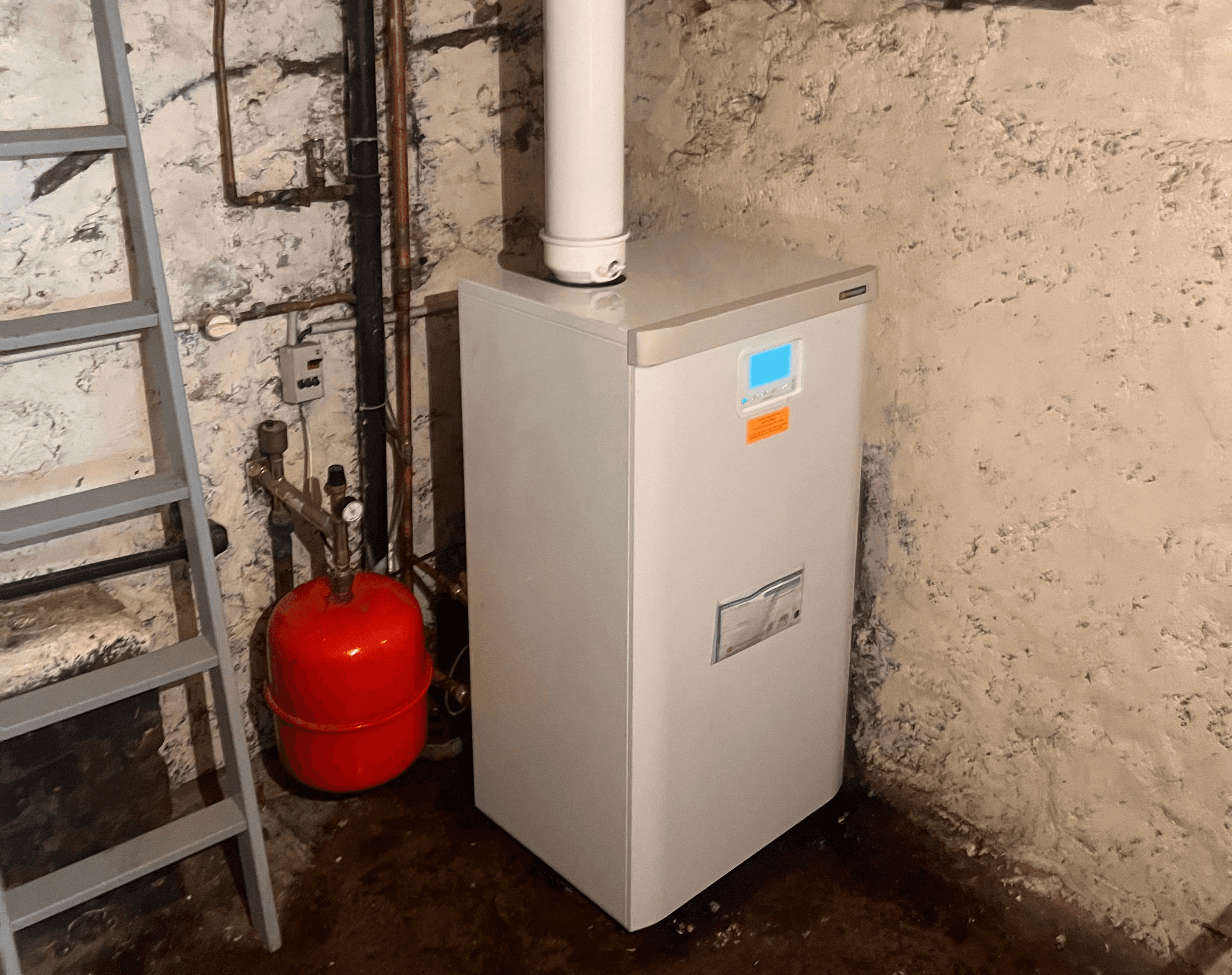 Installation chauffe-eau gaz réalisée en Île-de-France