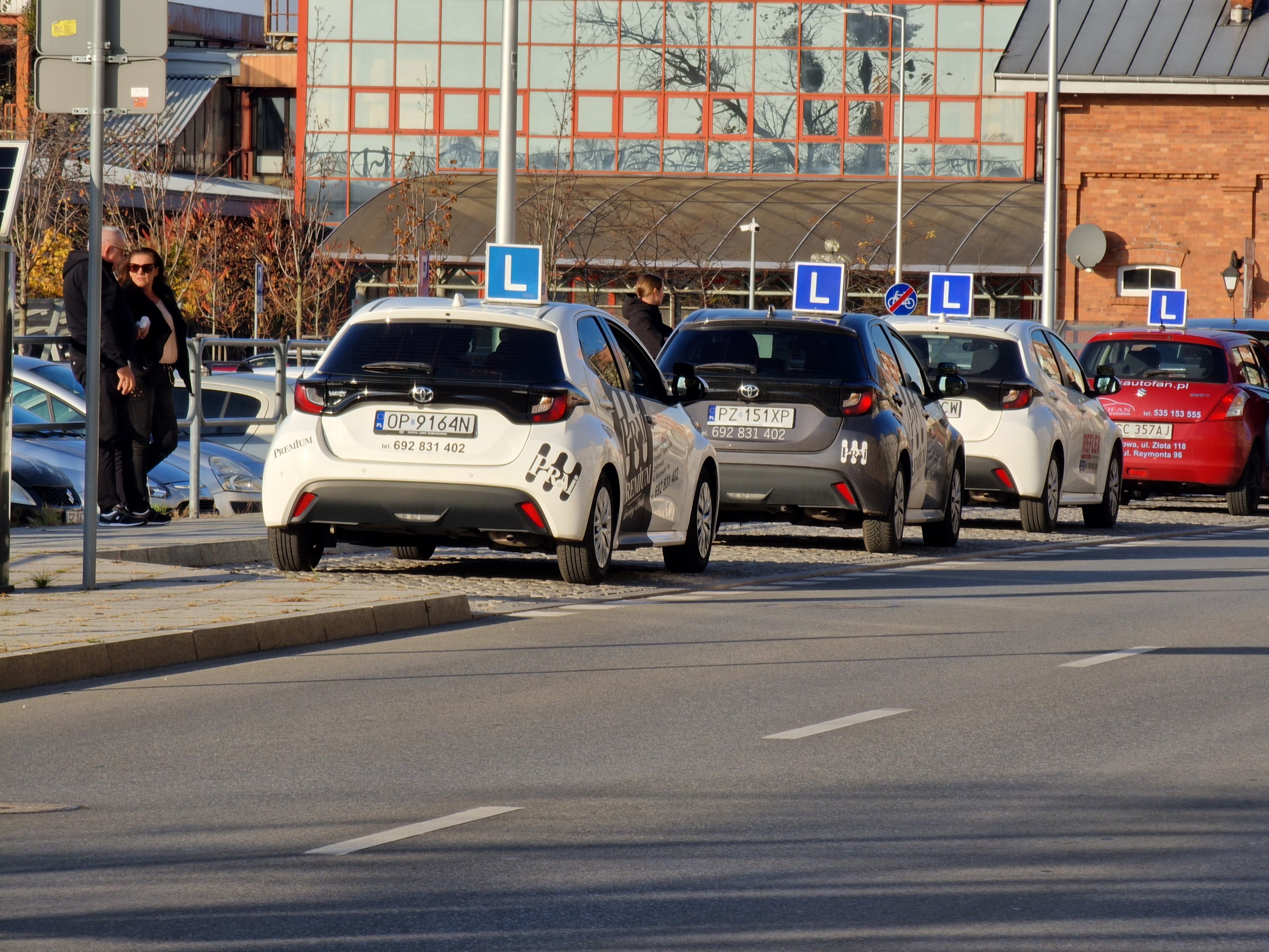 OSK Premium szkoła jazdy Mustang kurs kat B