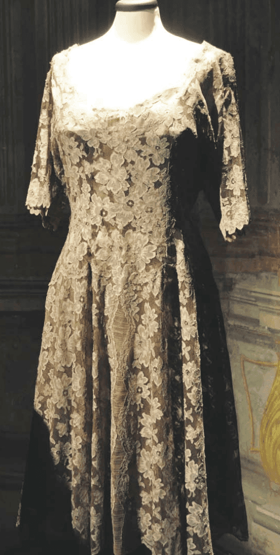 Gattinoni dress. Exhibition “Fashion and stars in the days of Hollywood on the Tiber”. 