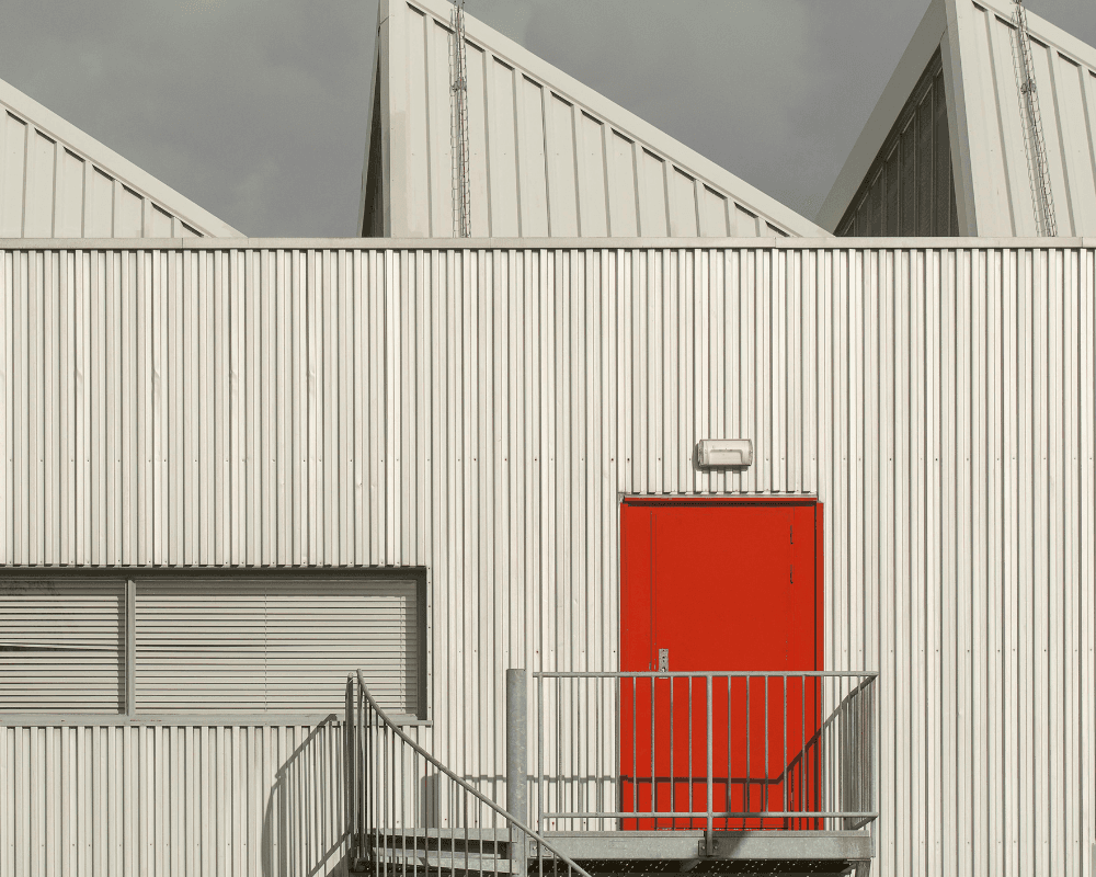 Compelling visuals and copy that tell your brand’s story and drive action.