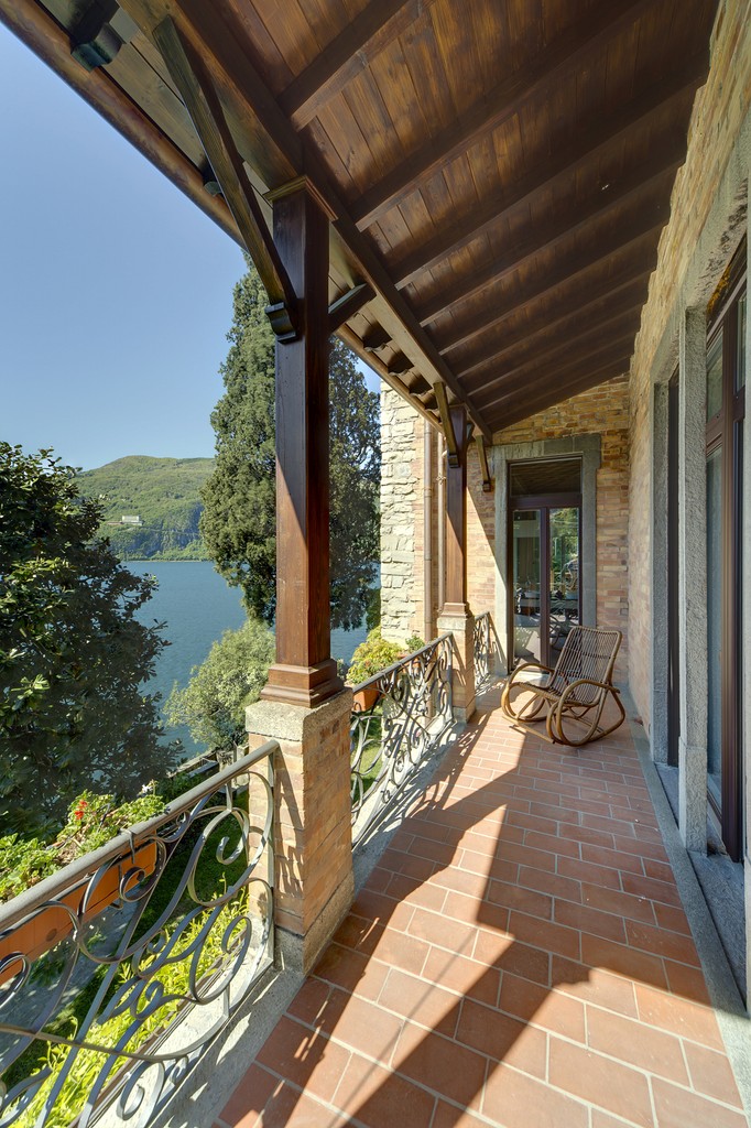 Tetto-in-legno-terrazzo-lecco (Mandello Del Lario - LC) Galimberti-IMG_0314.jpg