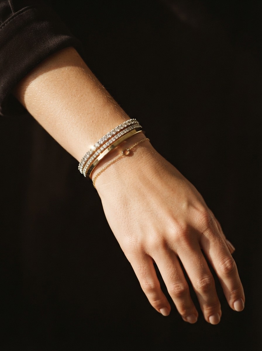 AUREUM campaign — Stacked bracelets