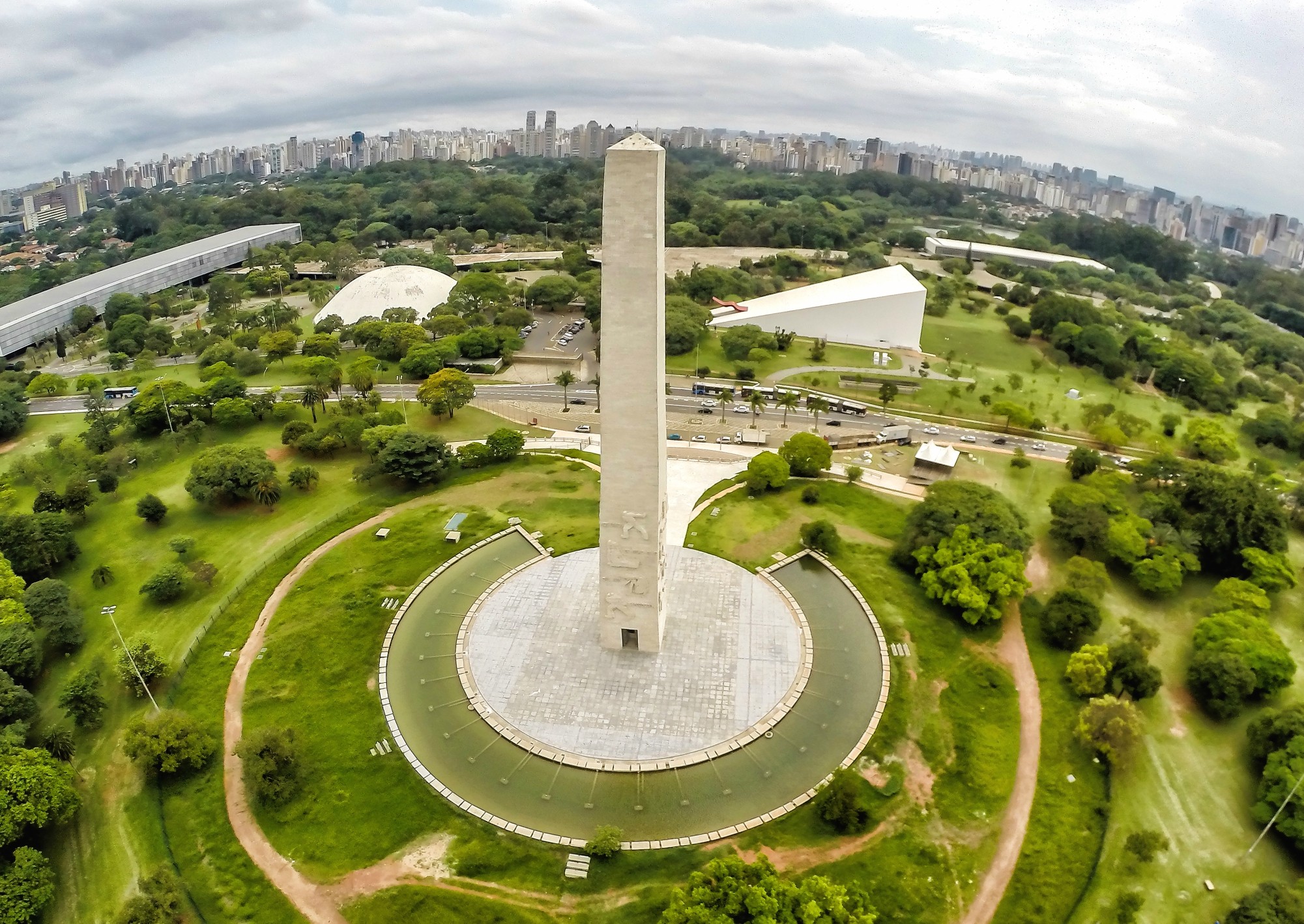 obelisco do ibirapuera mmdc