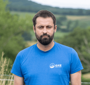 Solarock-installateur-panneaux-photovoltaique-Clermont-Ferrand-equipe-OHE-Christophe