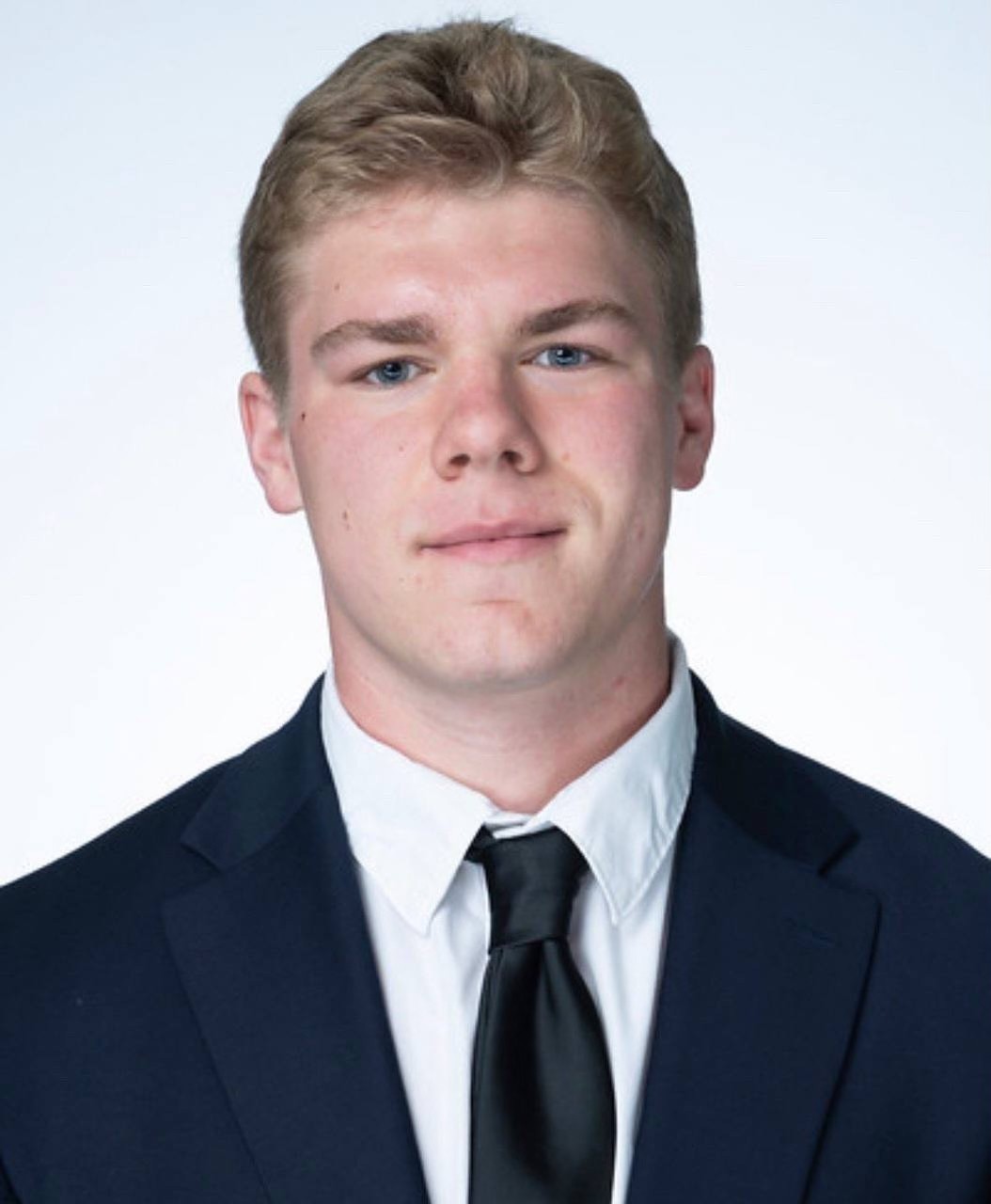 Evan Higgins headshot