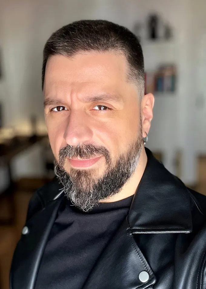 Portrait of portfolio creator – front view