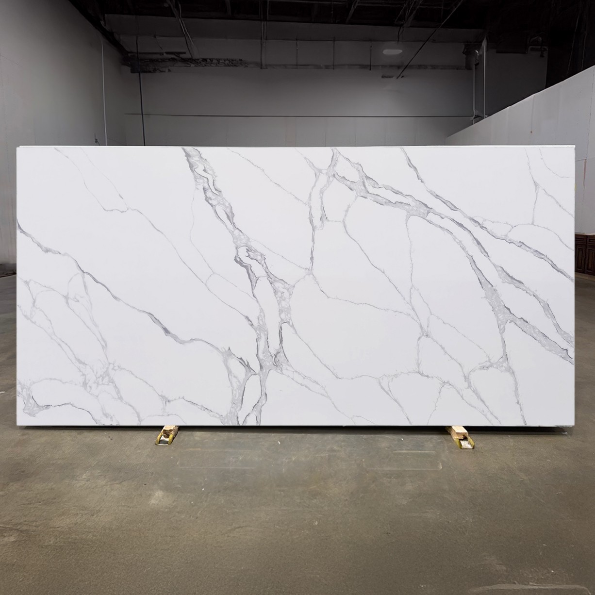 Calacatta Gray quartz slab