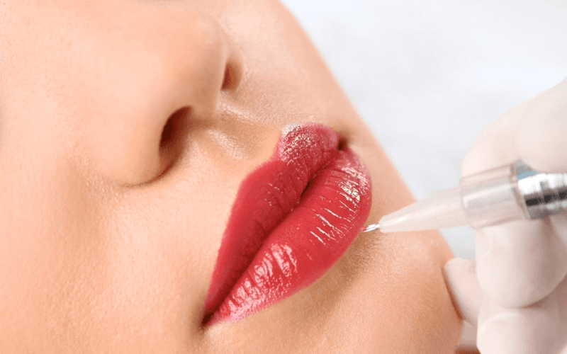 Việc lựa chọn màu phun cho môi thâm cực kỳ quan trọng