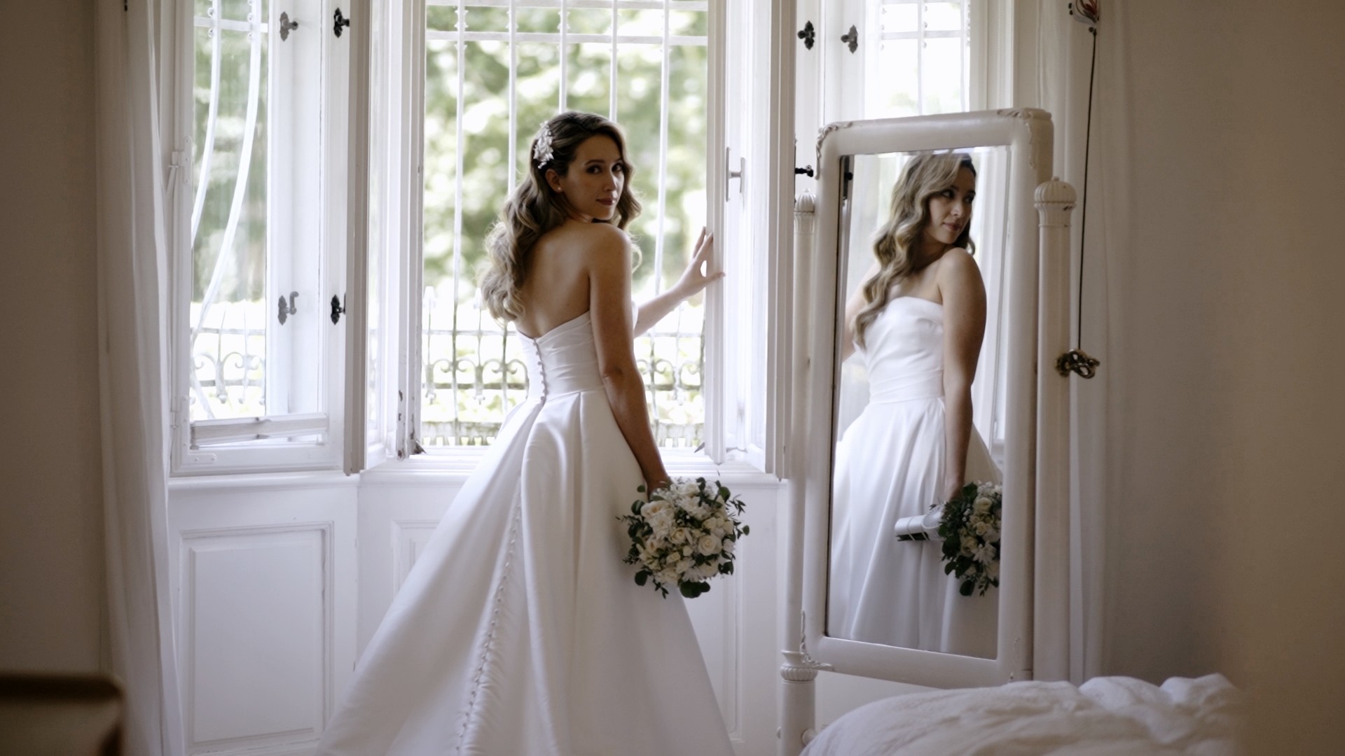 Emotionale, stilvolle Hochzeitsvideos für achtsame, authentische Paare