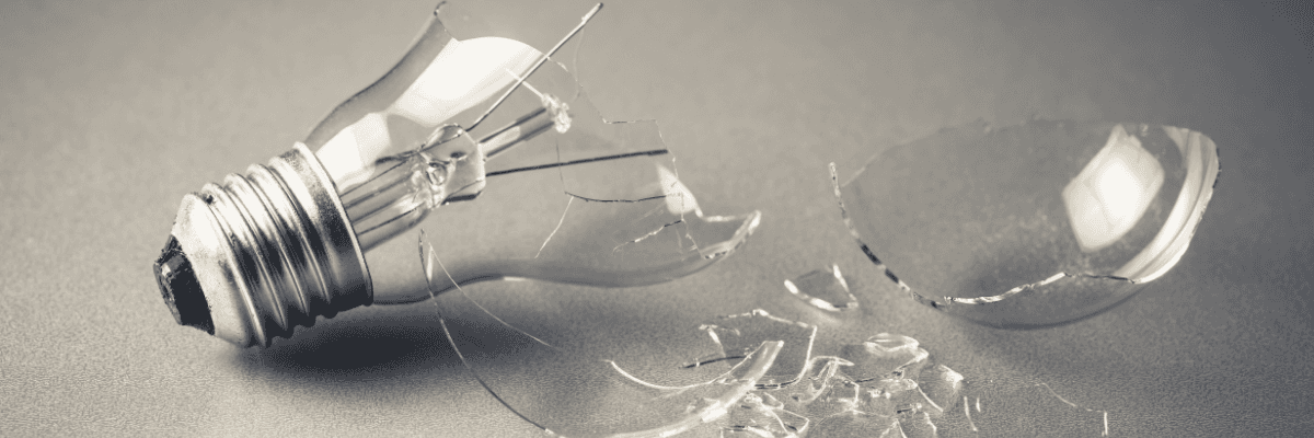 Hintergrundfoto zersprungene Glühbirne