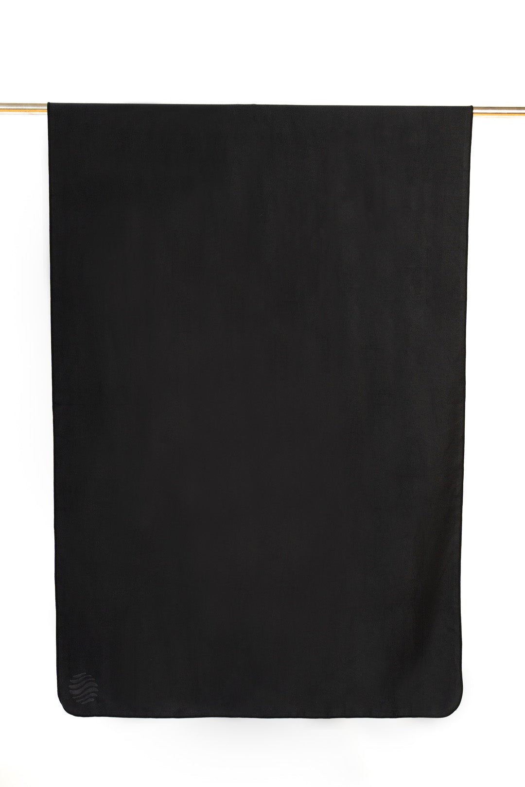 Ultralight Beach Towel Studio Shot 01-Black