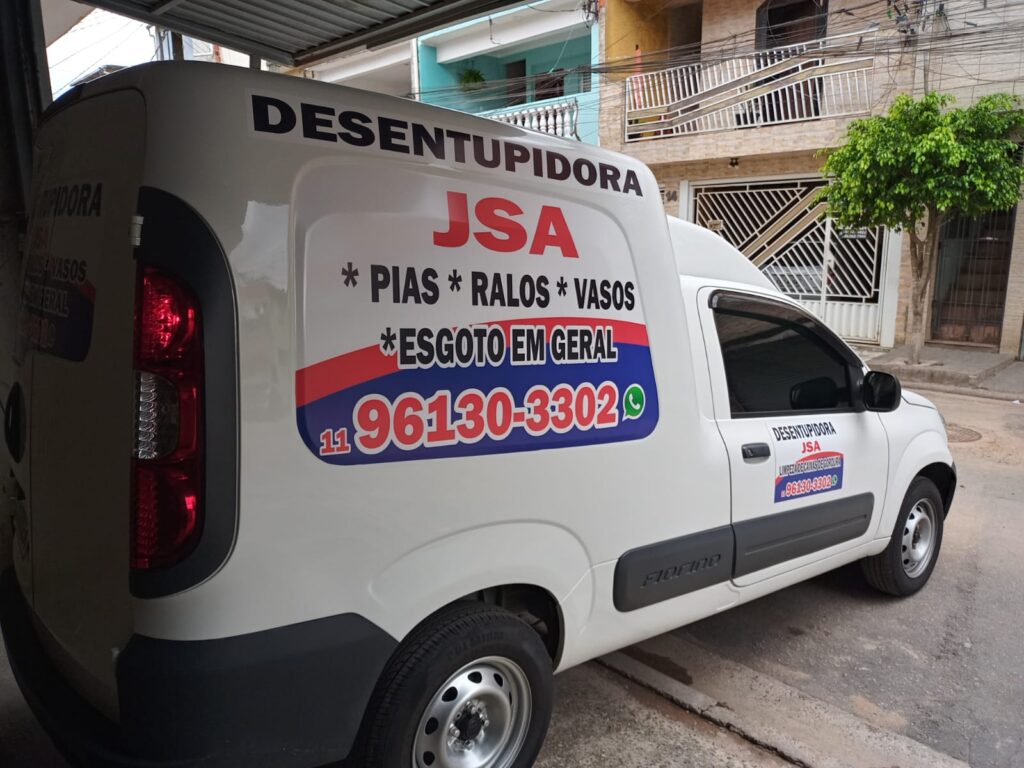 carro desentupidora
