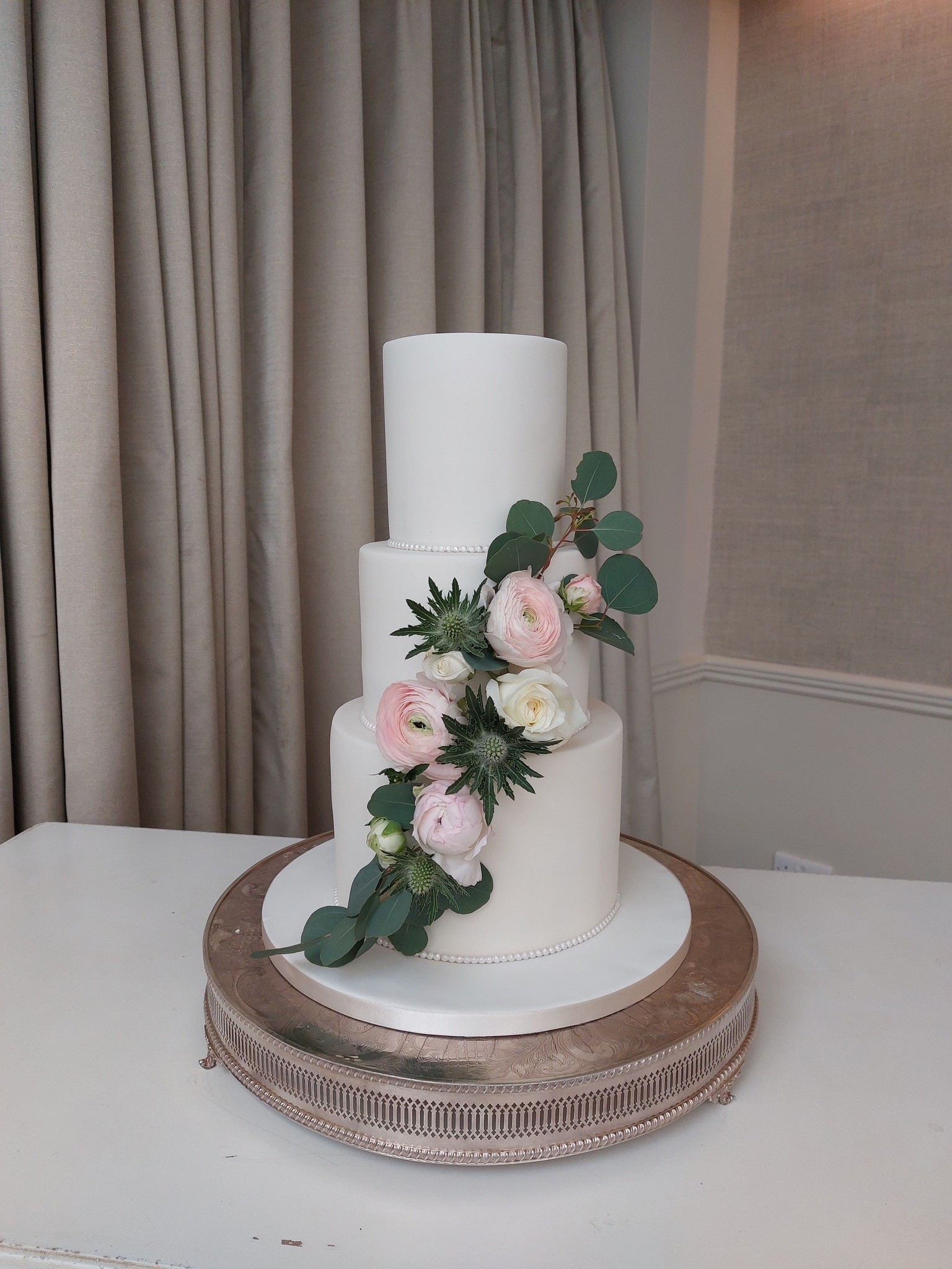 Blush Garden Classic Wedding Cake by Sherbert Moon