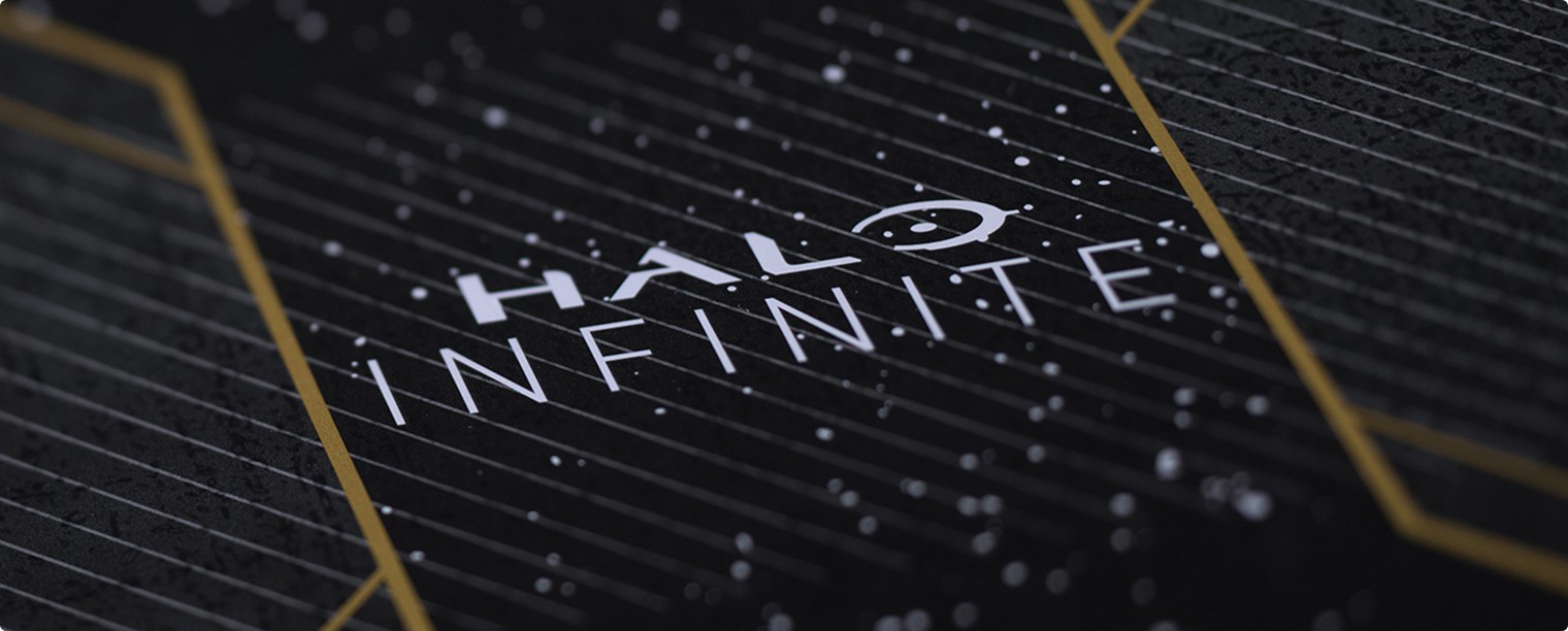 Closeup of the Halo Infinite logo on packaging