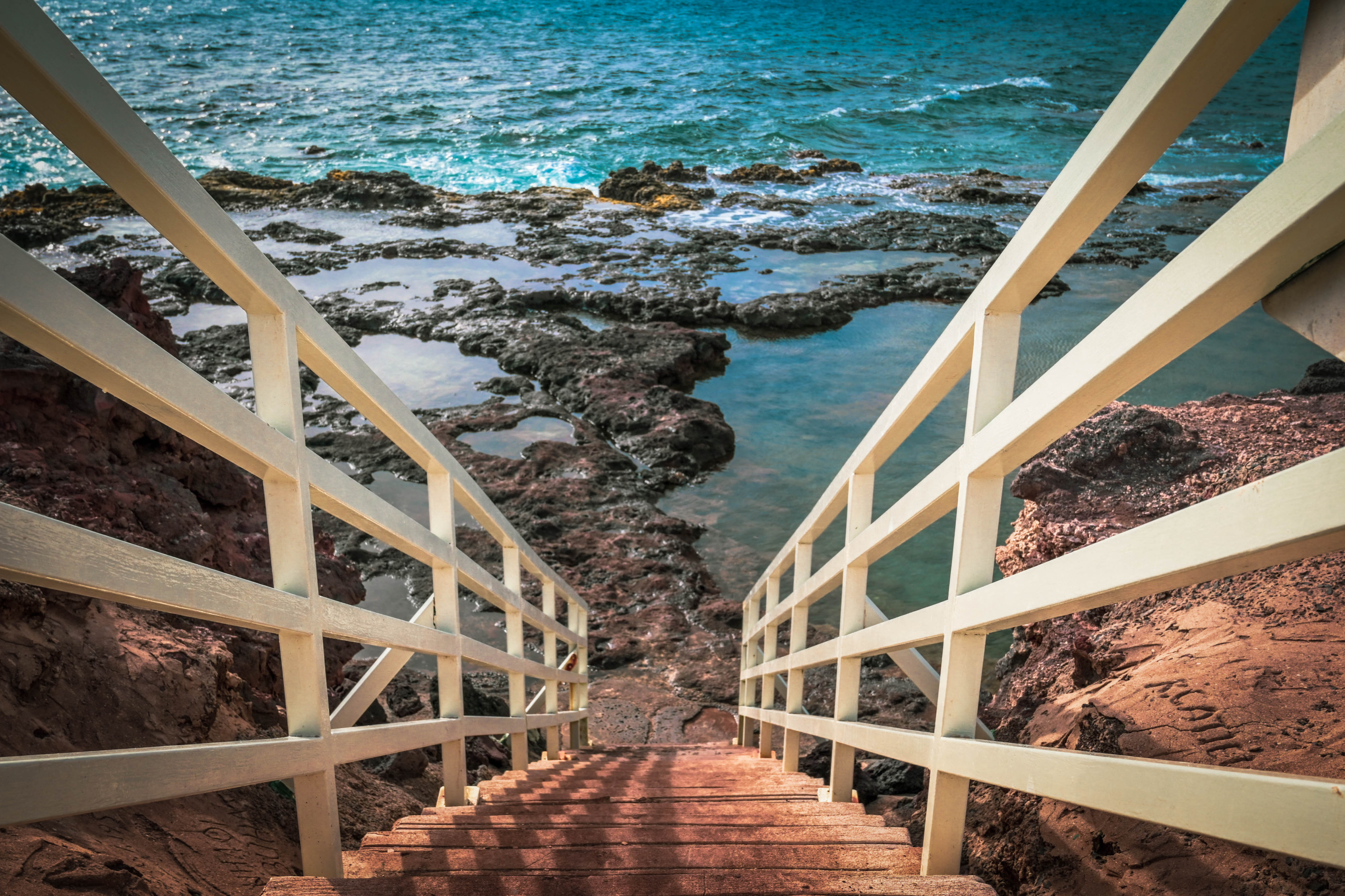 Steps to the Ocean, Lanai