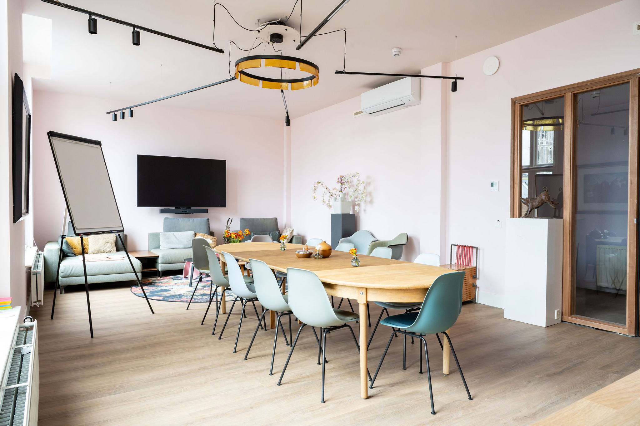 Render of Boardroom