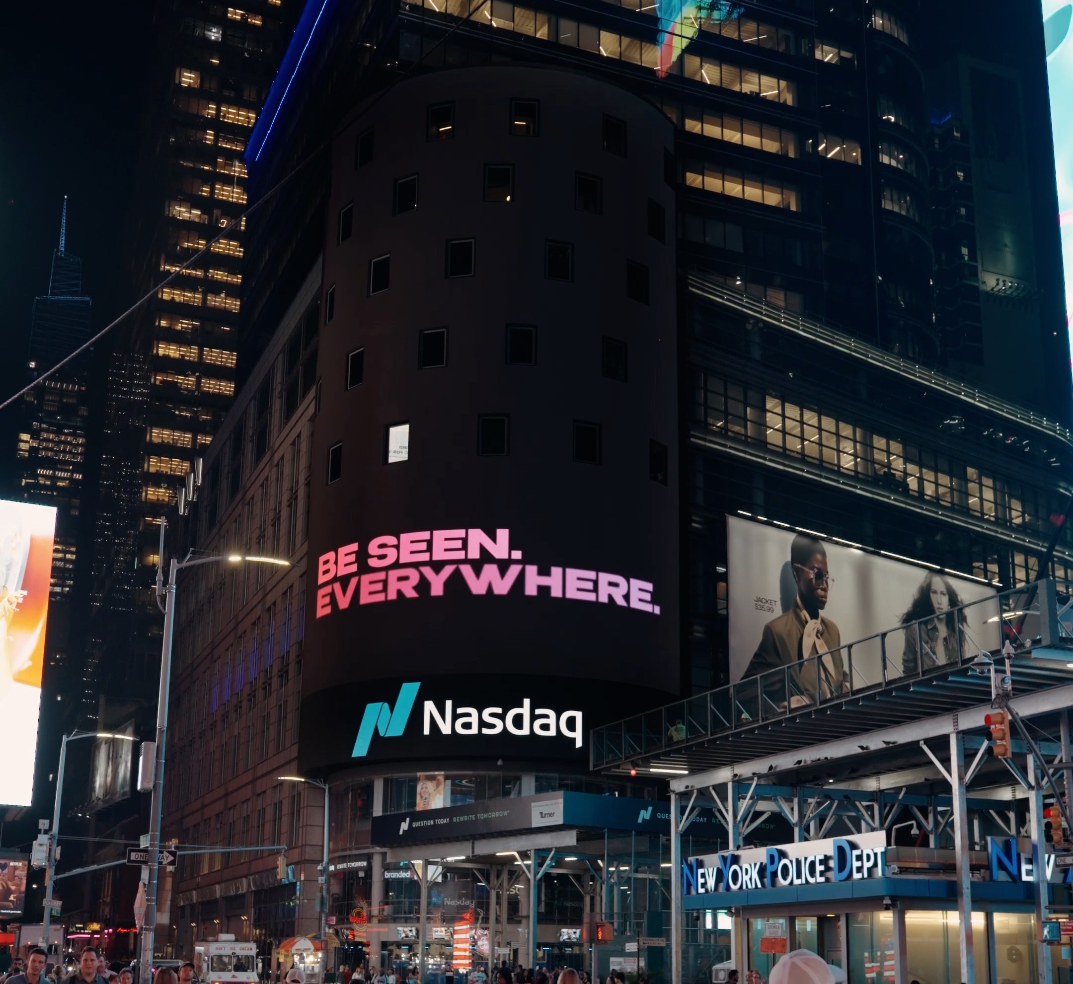 NY.D500- 1627 Broadway - Roof — digital billboard in New York