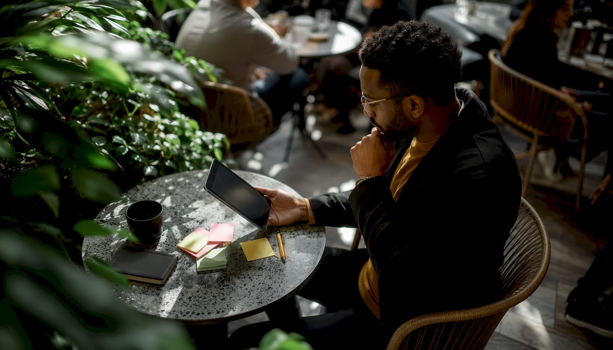 Man contemplating website homepage usability test