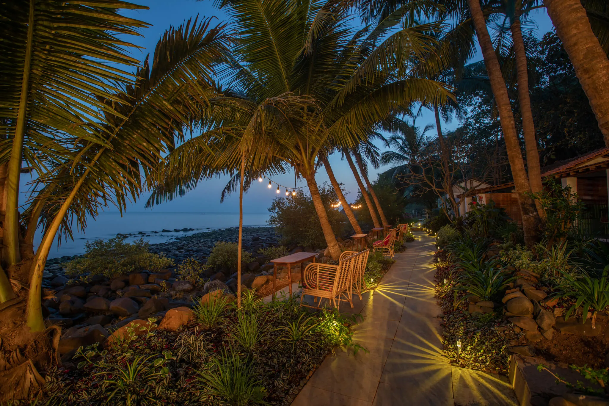 Dusk over Casa Jaali's seafront on Patnem Bay