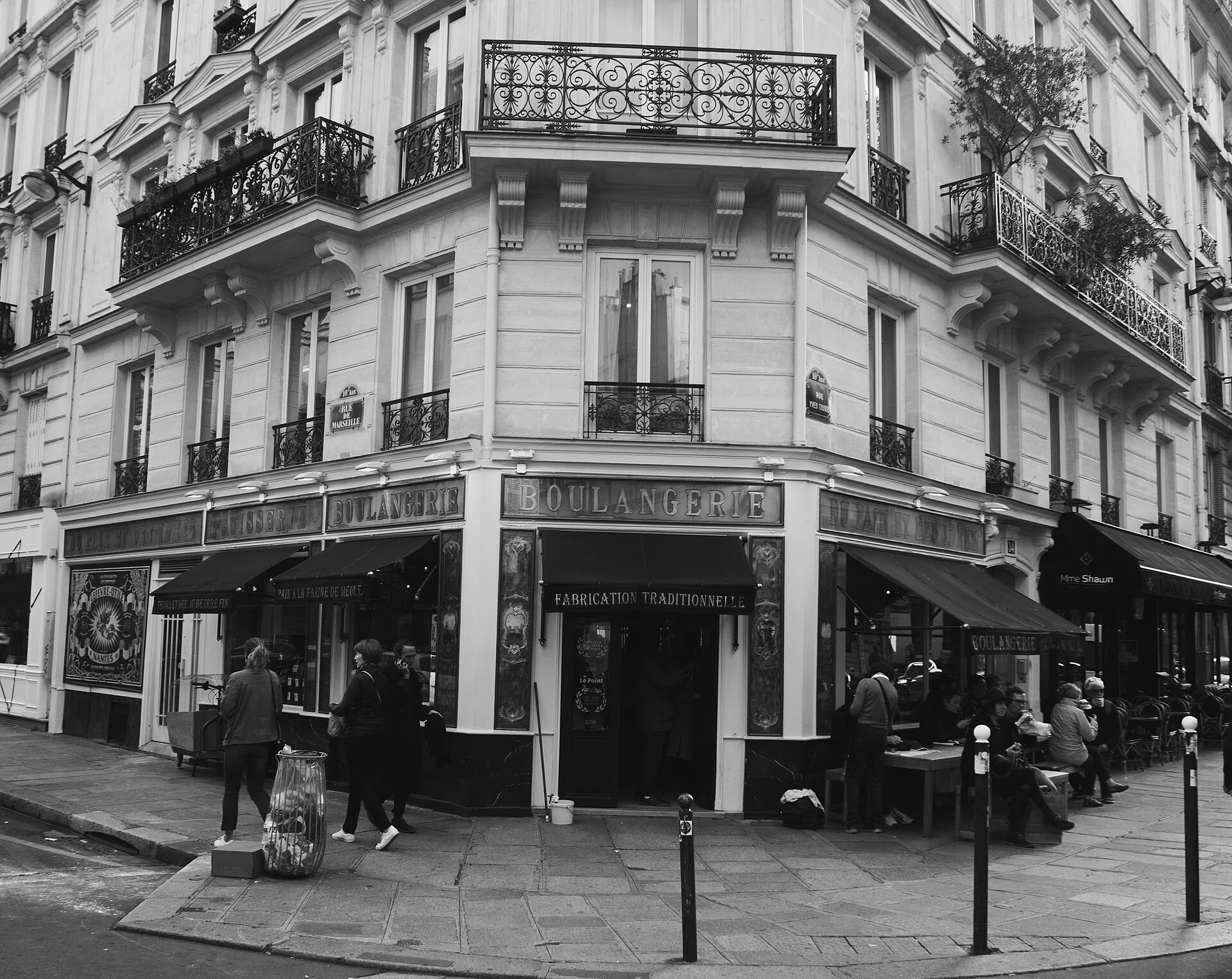 Du Pain et des Idées, photographié en septembre 2017.