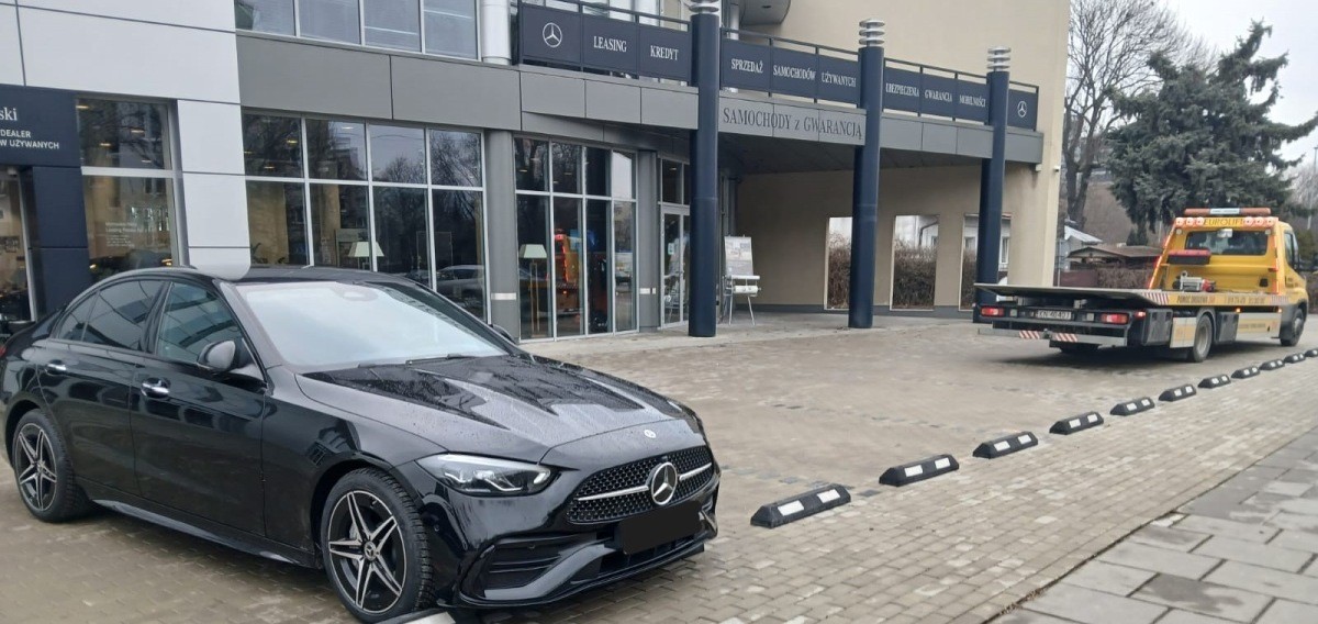 auto zastępcze używane do czasu zakończenia naprawy