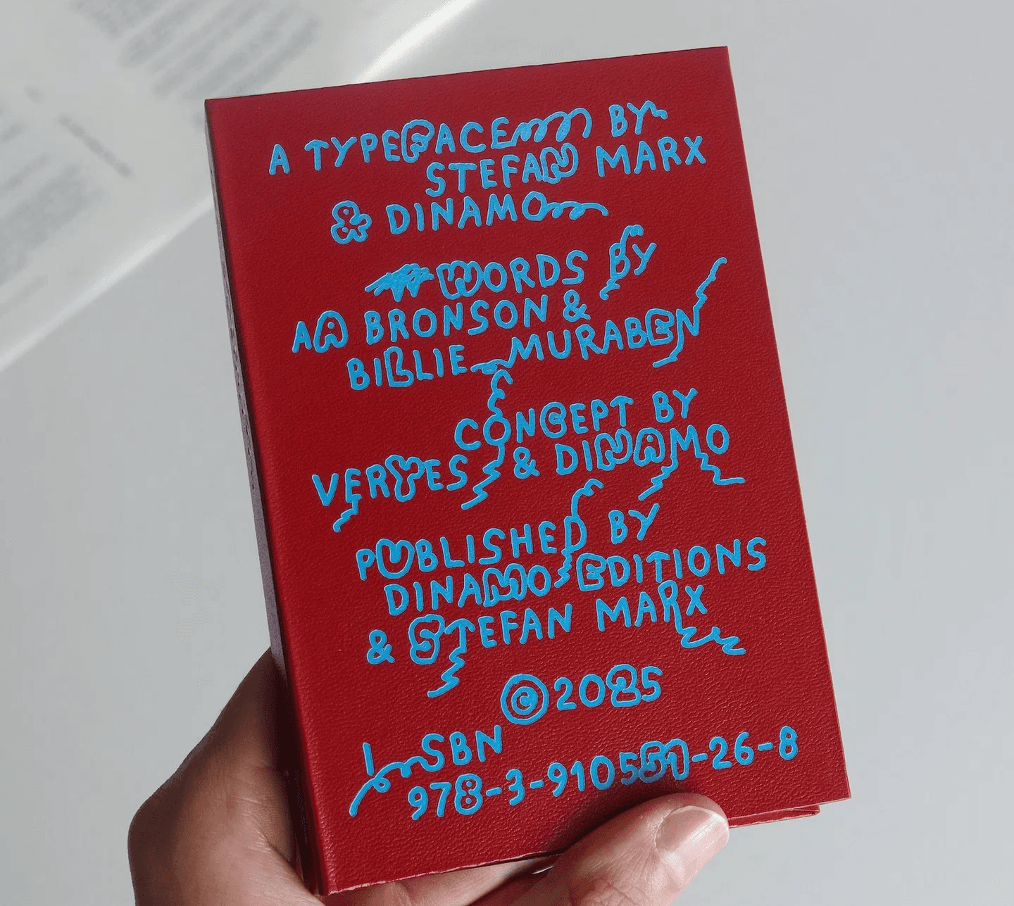 Dinamo Typeface