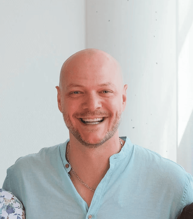 Klinikbetreiber und Kunde der UNITED Digitalagentur im Portrait