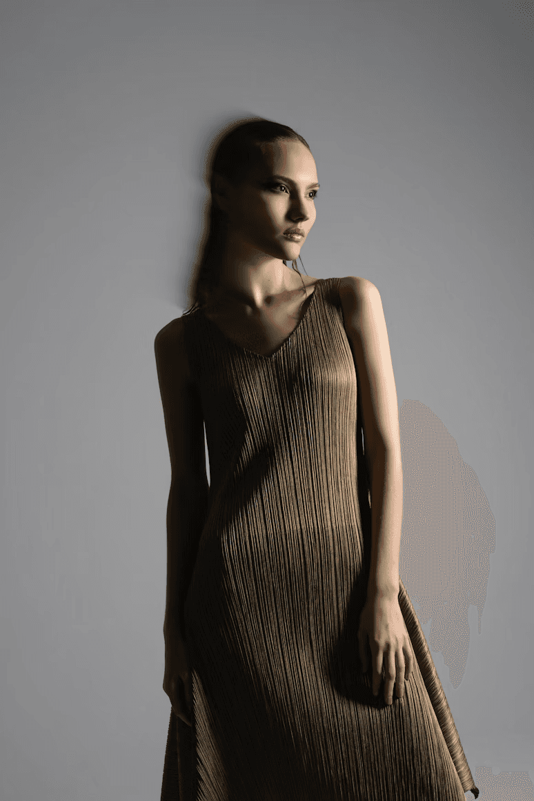 Dynamic picture of a cyclist riding downhill