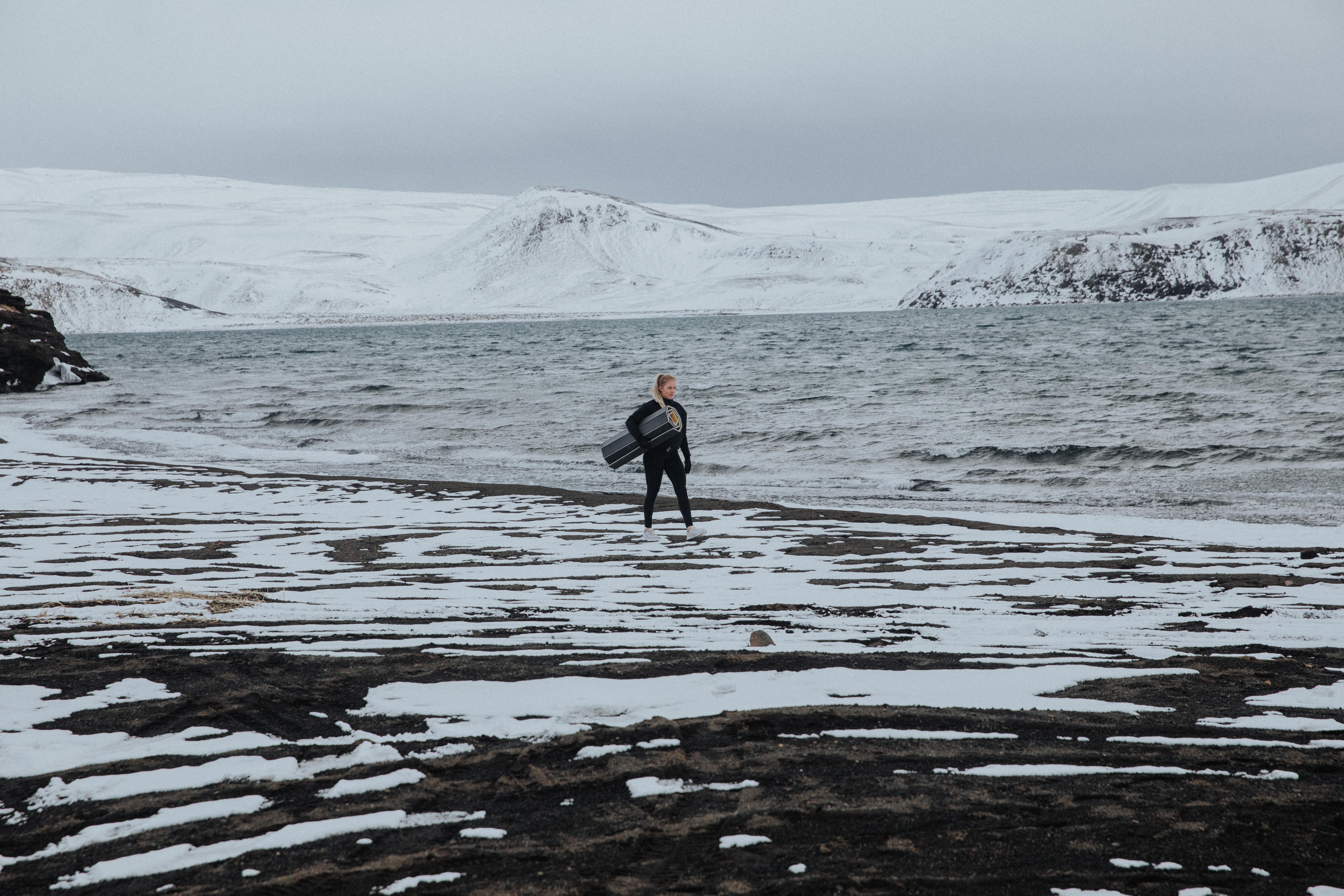 woman going for ice bath - Cross Training for Runners
