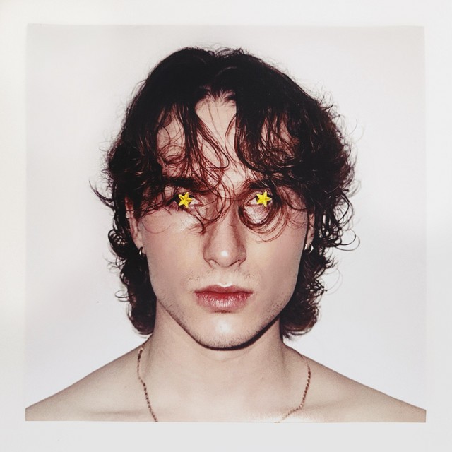 Cover singlu Ticho je blízko od Petrofski