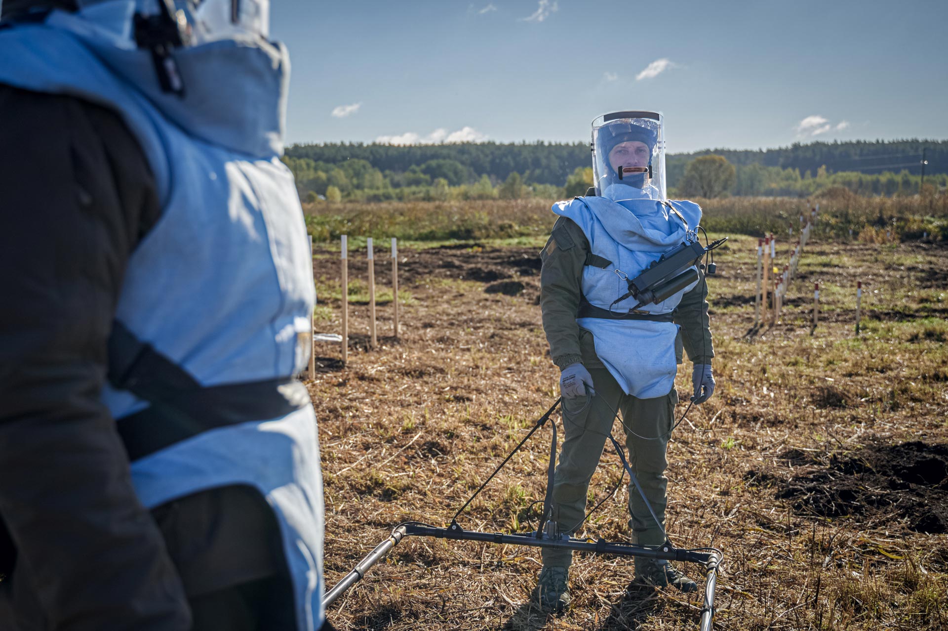 GCS deminer with large loop detector in Ukraine.