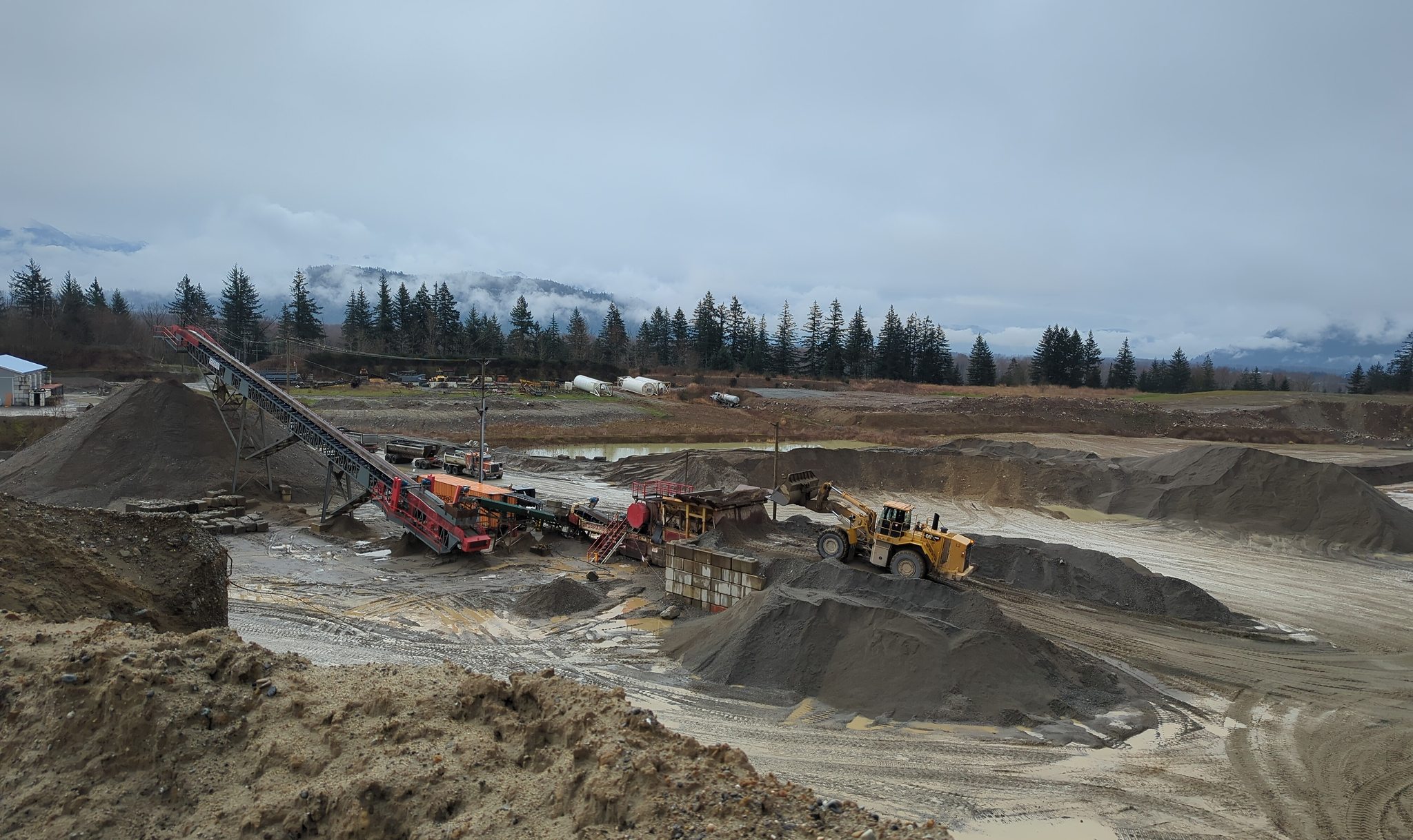 Woodbrook Aggregates processing plant and equipment at active sand and gravel pit in Deroche BC