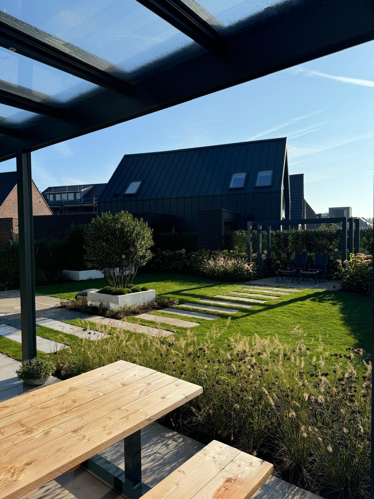 Tuin passend bij moderne woning in Amersfoort - Art gardens