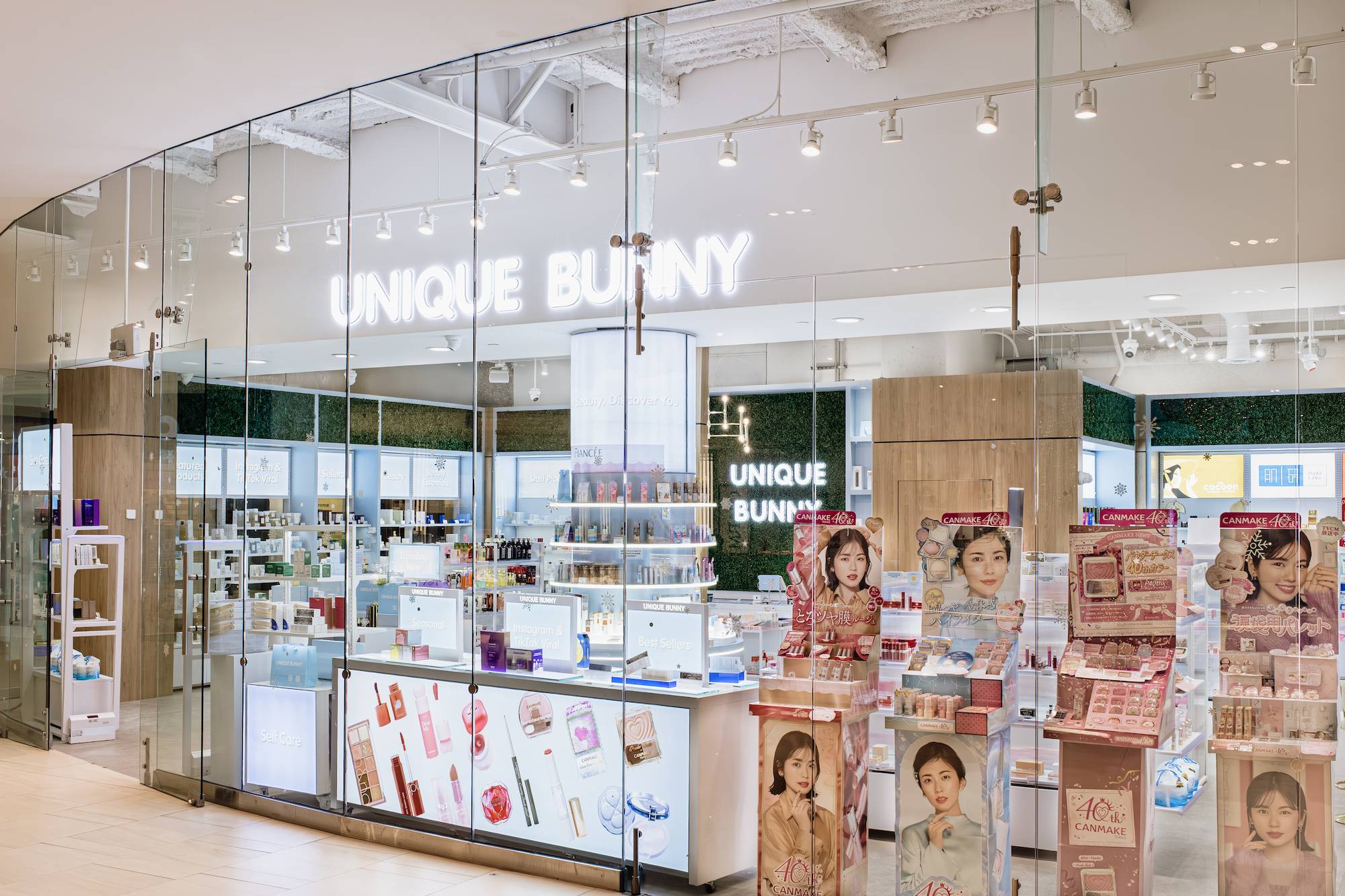 City Park Vet Brand Design with a background of a Vet hugging a puppy